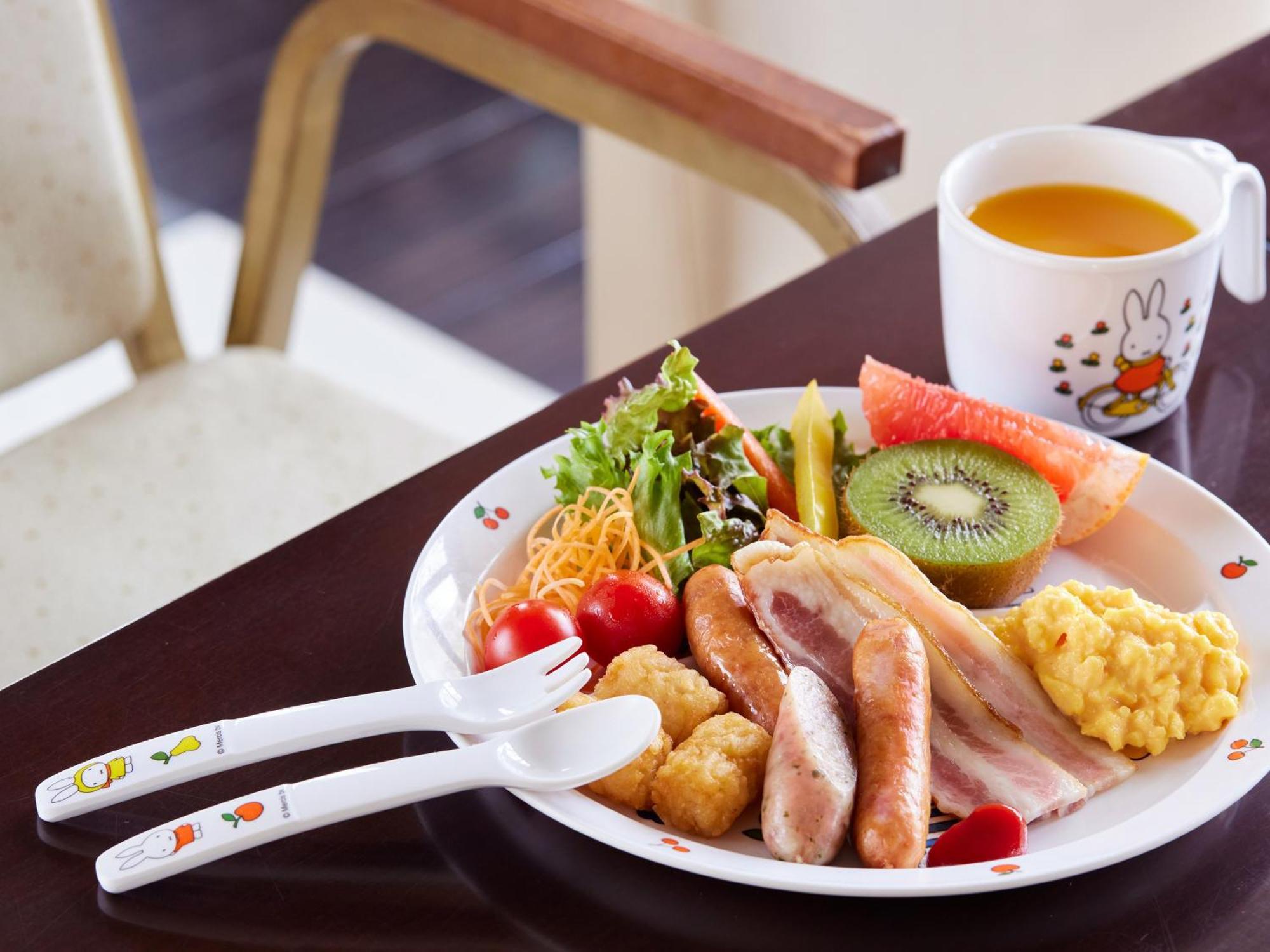 סאסבו Hotel Amsterdam Huis Ten Bosch מראה חיצוני תמונה